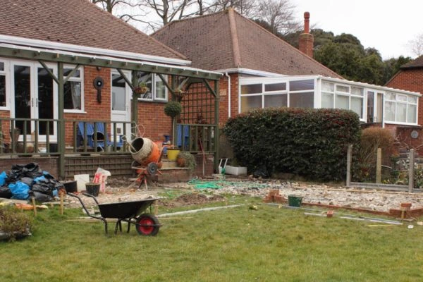 Understand the importance of boundary walls Esher contact Jason edworthy party wall surveyors today!